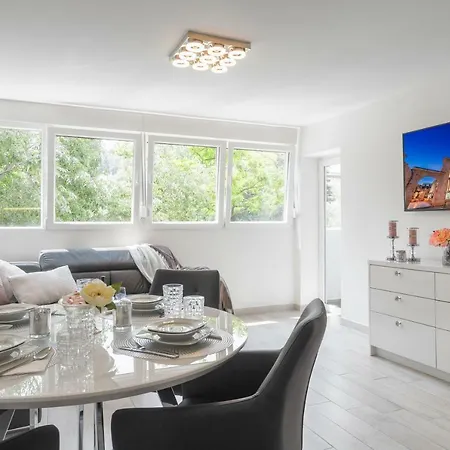 Luxury Bepo Apartment *